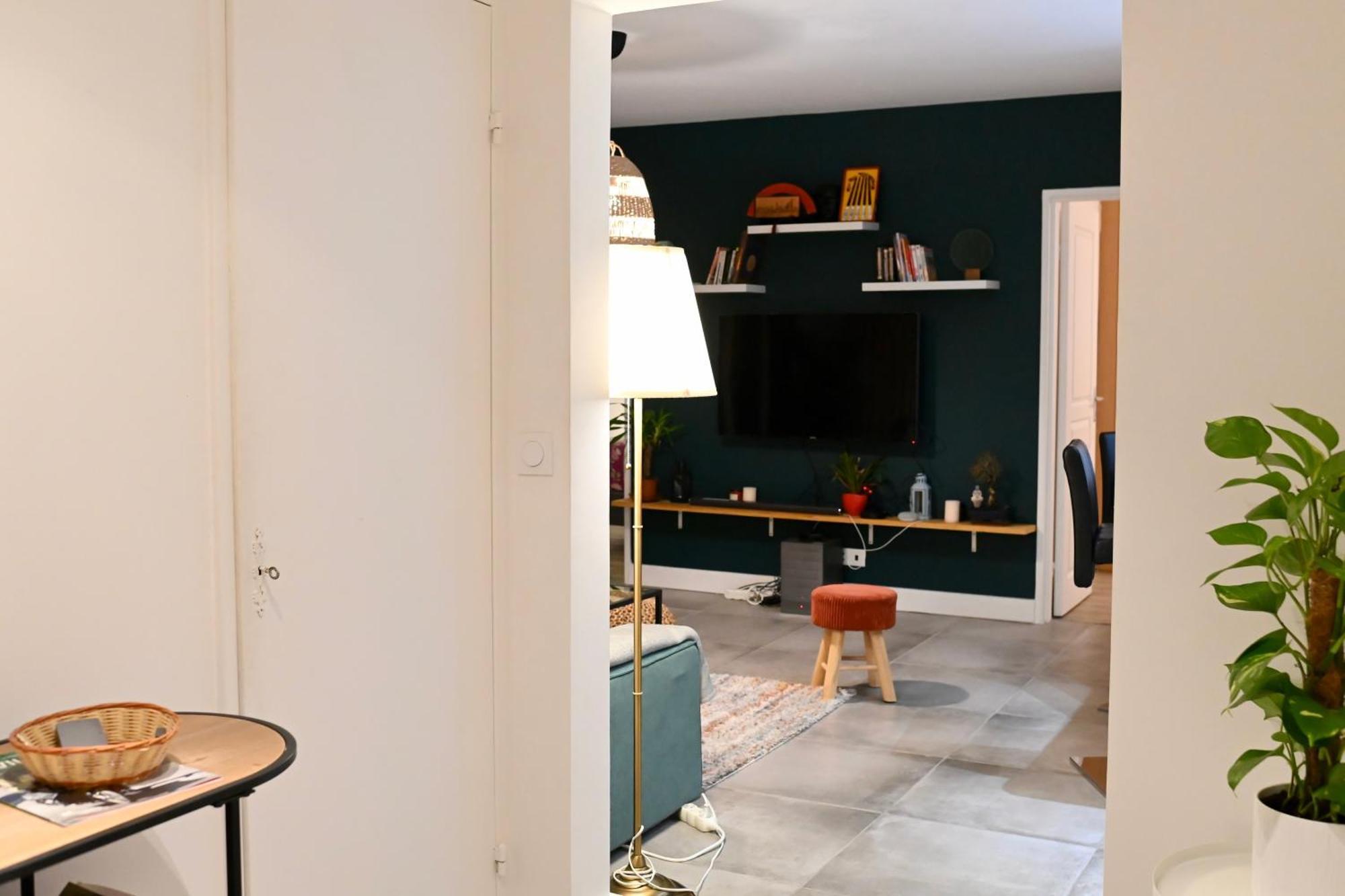 Cosy Colour Place Apartment Villiers sur Marne Bagian luar foto