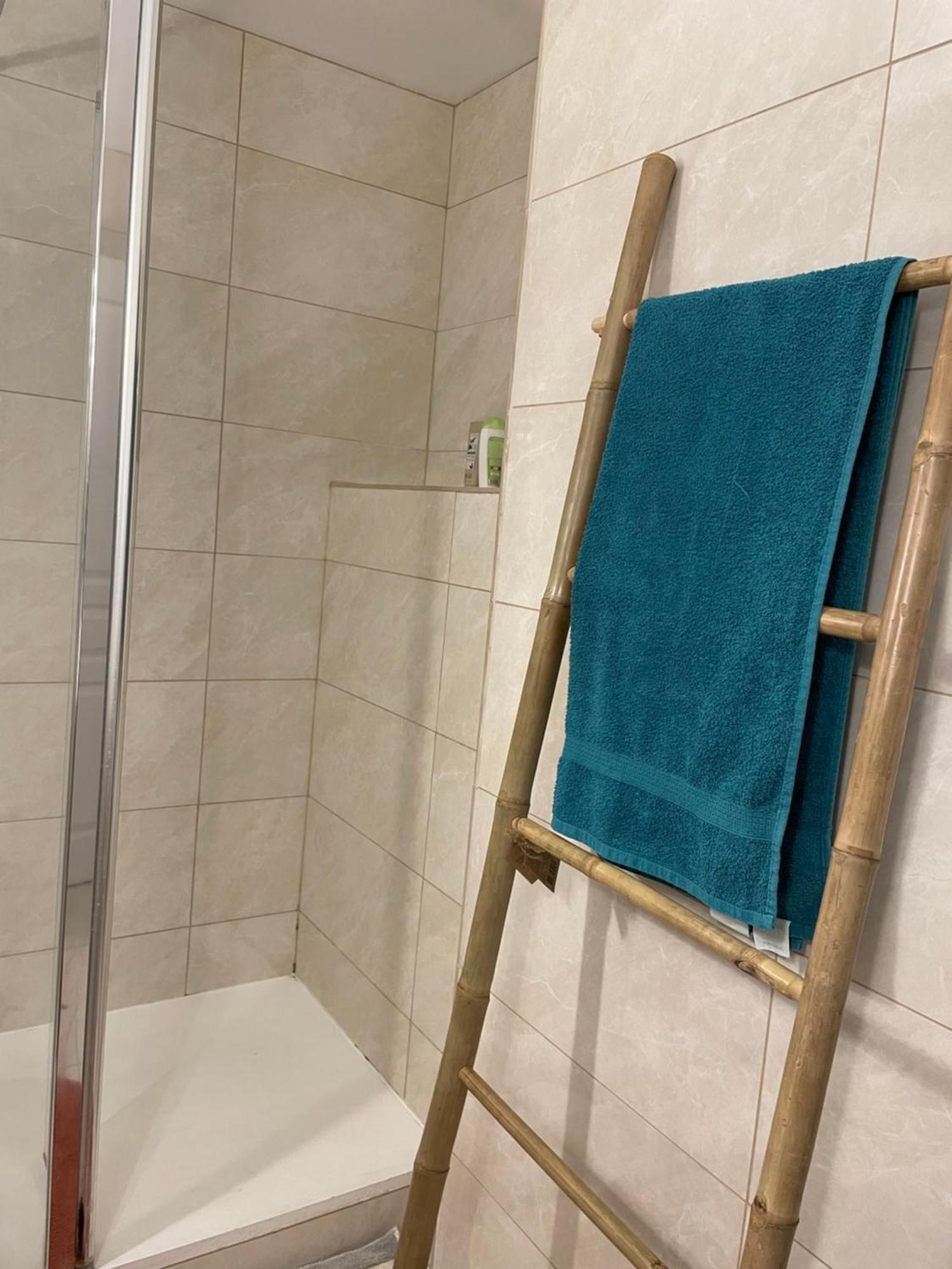 Cosy Colour Place Apartment Villiers sur Marne Bagian luar foto